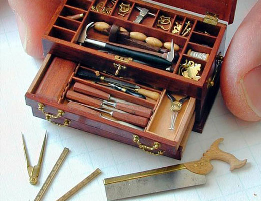 El mundo de las miniaturas es infinito. Elige las mejores herramientas para realizar tus proyectos. Realiza tus maquetas de la manera más profesional con las herramientas de Comercial Pazos.